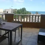 - La Perla C004 *